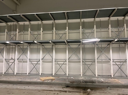 Witte draagarmstelling 4,5m H,1,2m D